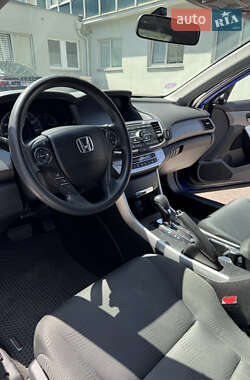 Купе Honda Accord 2015 в 