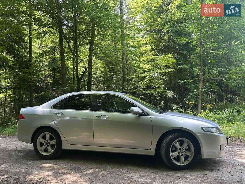 Седан Honda Accord 2006 в Калуше