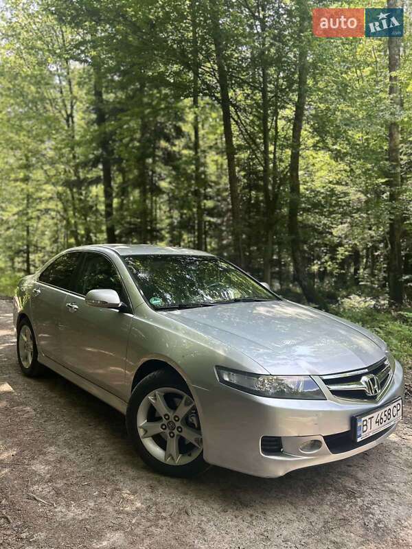 Седан Honda Accord 2006 в Калуше