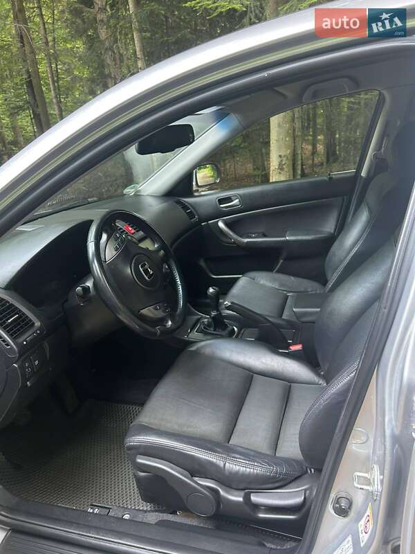 Седан Honda Accord 2006 в Калуше