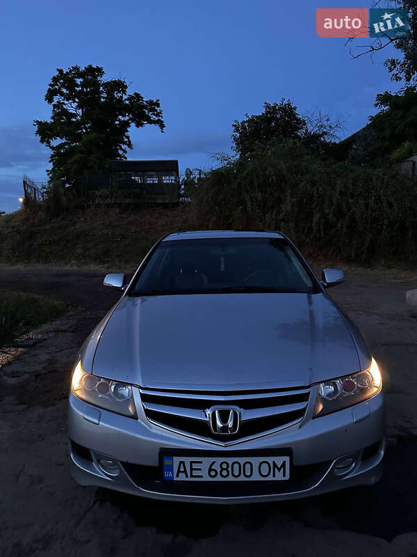 Седан Honda Accord 2006 в Черновцах