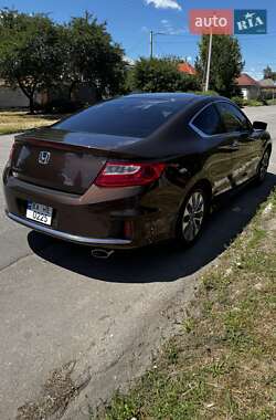 Купе Honda Accord 2014 в 