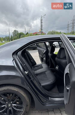 Седан Honda Accord 2011 в 