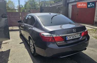 Седан Honda Accord 2014 в Черкасах