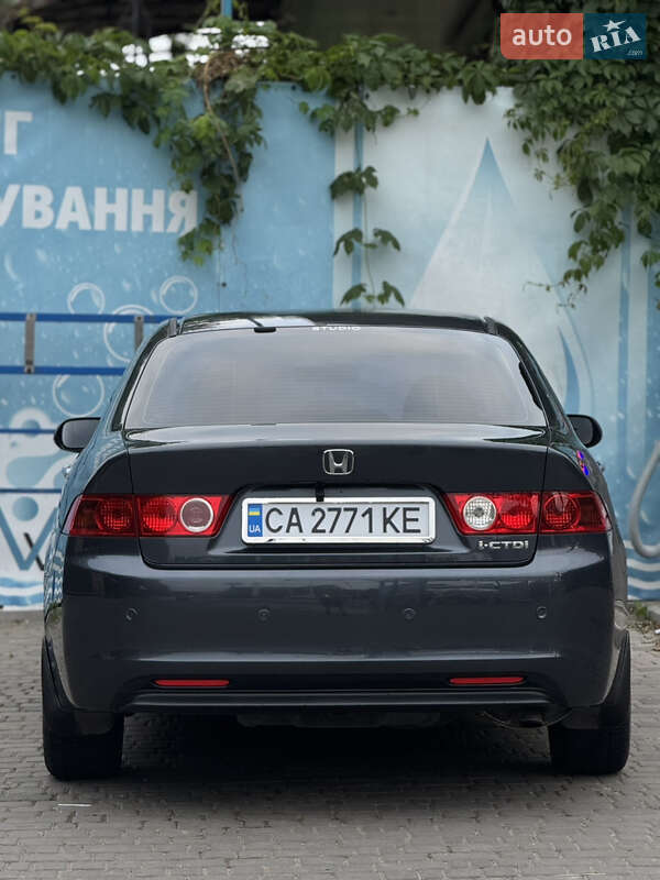 Honda Accord 2003