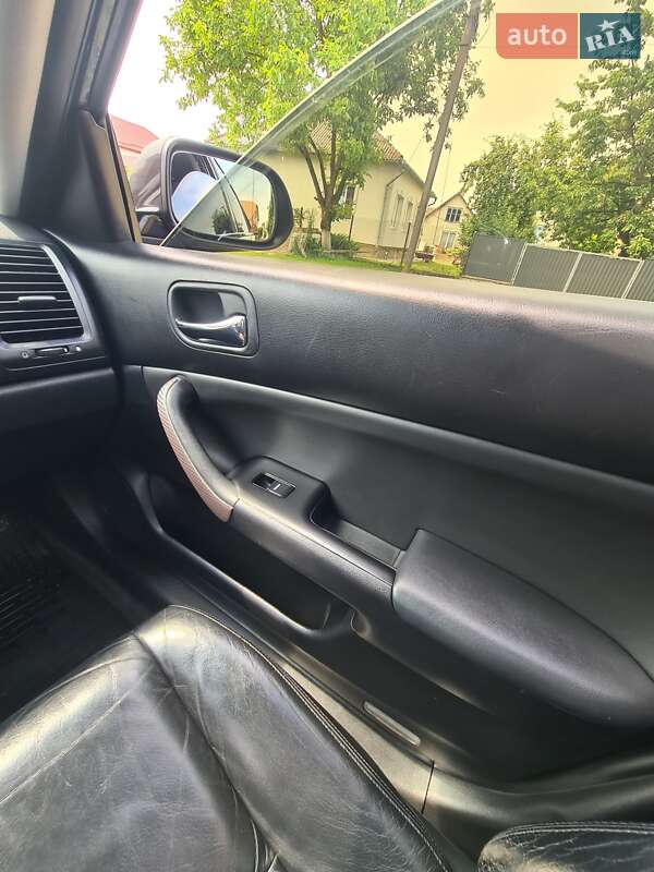 Седан Honda Accord 2006 в Львові