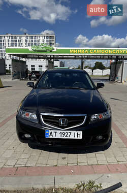 Седан Honda Accord 2004 в 
