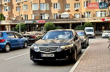 Седан Honda Accord 2012 в Киеве