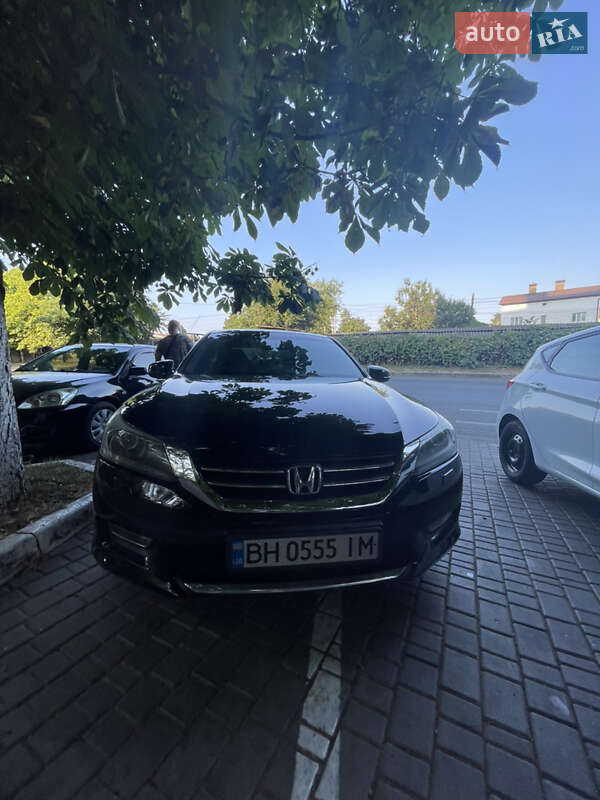 Седан Honda Accord 2013 в Одесі