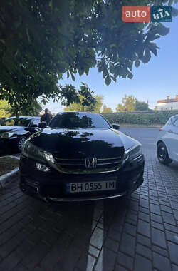 Седан Honda Accord 2013 в 