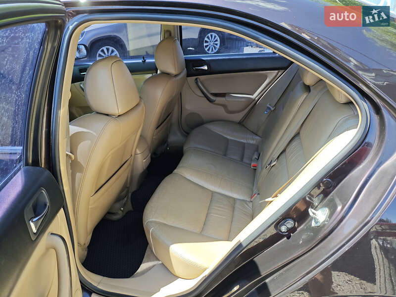 Седан Honda Accord 2006 в Киеве