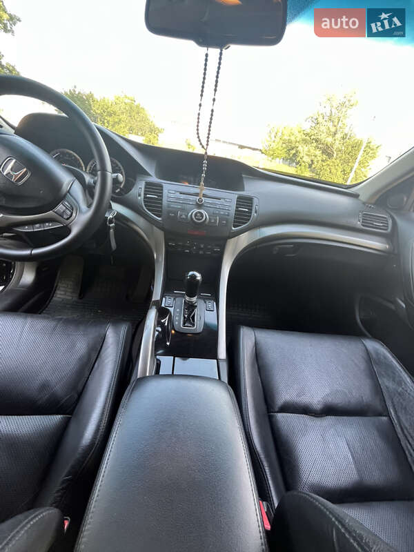 Седан Honda Accord 2011 в Харькове