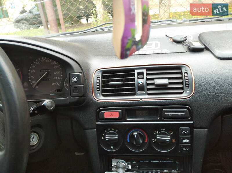 Седан Honda Accord 1997 в Долине