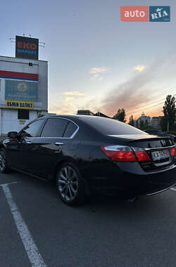 Седан Honda Accord 2015 в 