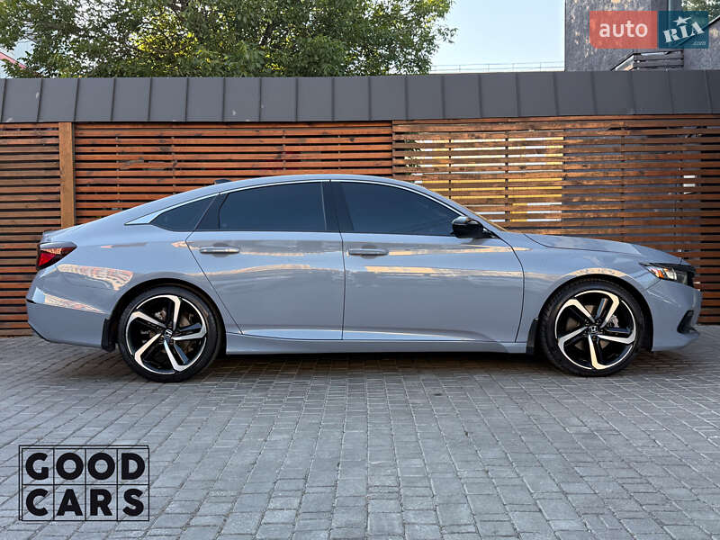 Седан Honda Accord 2022 в Одессе