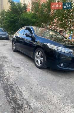 Седан Honda Accord 2011 в 