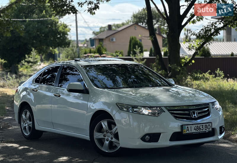 Седан Honda Accord 2012 в Кропивницком