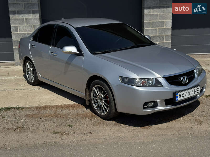 Седан Honda Accord 2004 в Харькове