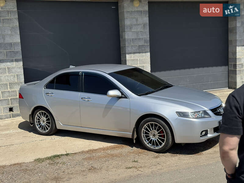 Седан Honda Accord 2004 в Харькове