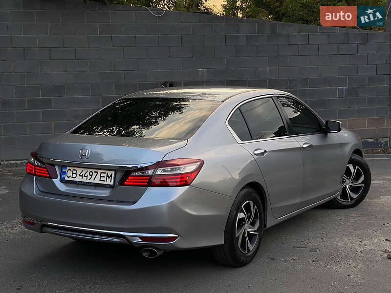 Седан Honda Accord 2017 в Чернигове