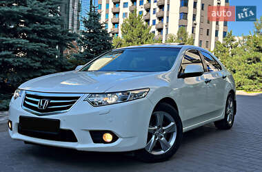 Седан Honda Accord 2012 в Киеве