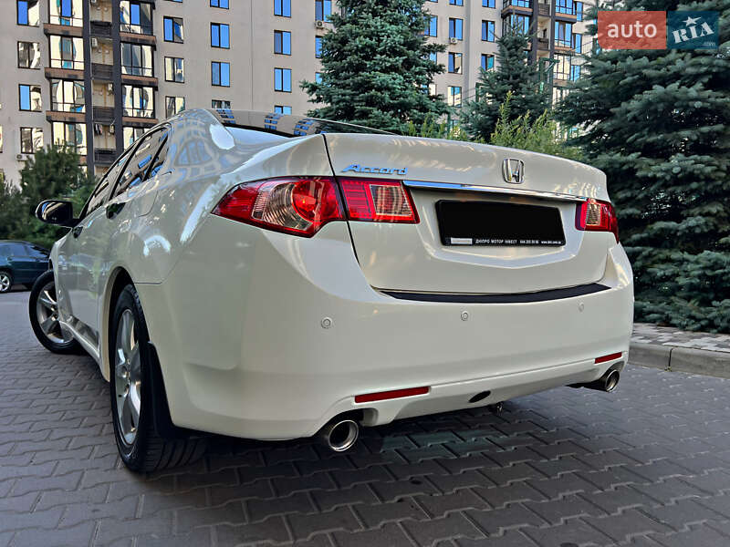 Седан Honda Accord 2012 в Киеве