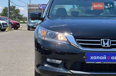 Седан Honda Accord 2013 в 