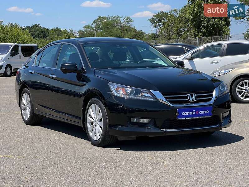 Седан Honda Accord 2013 в Одессе