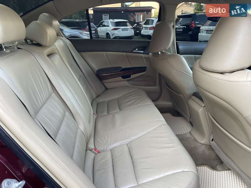 Седан Honda Accord 2008 в Виннице