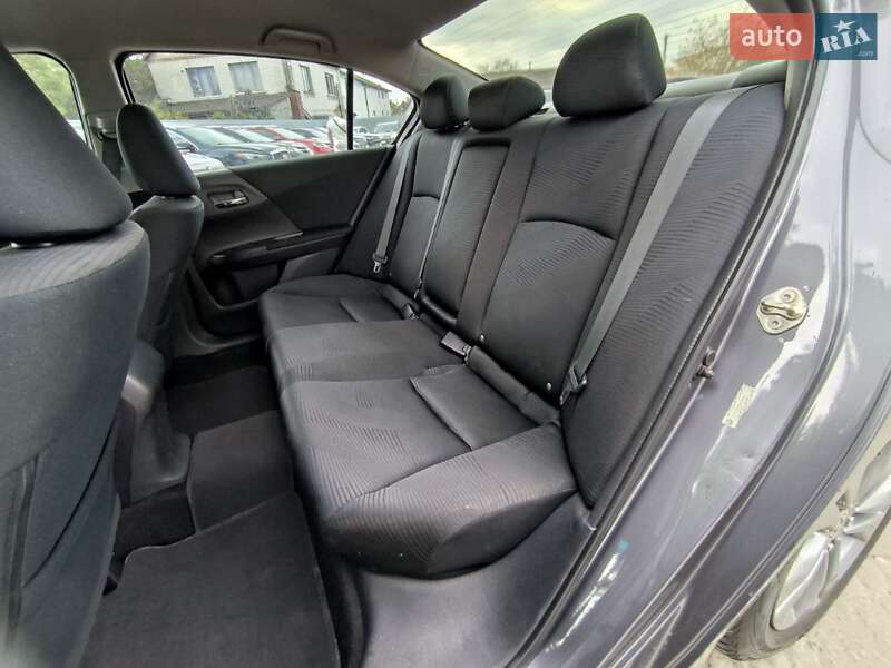 Седан Honda Accord 2014 в Киеве