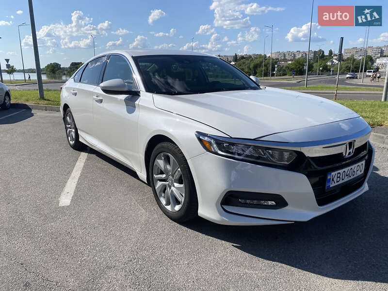Седан Honda Accord 2020 в Виннице