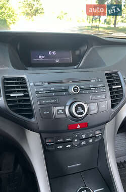 Седан Honda Accord 2011 в 