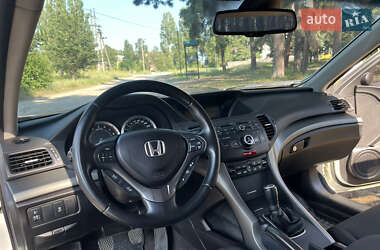 Седан Honda Accord 2011 в 