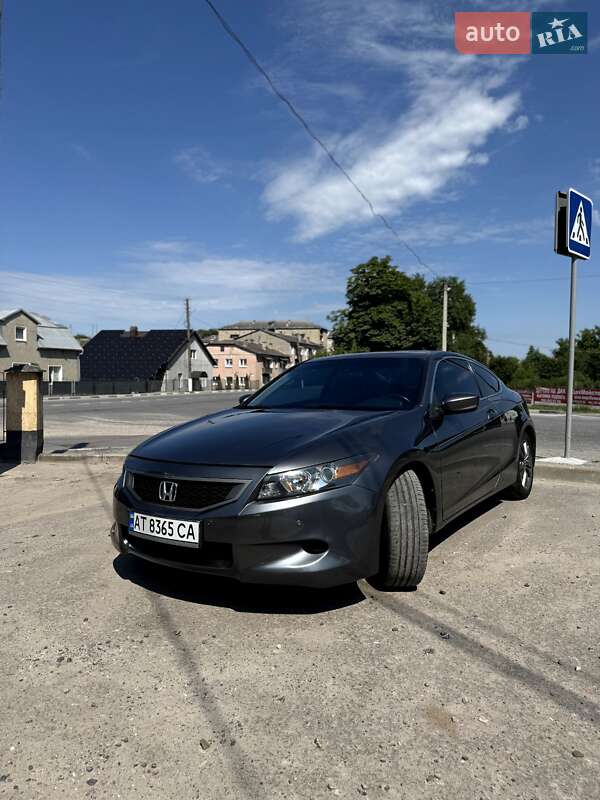 Купе Honda Accord 2008 в Рогатине