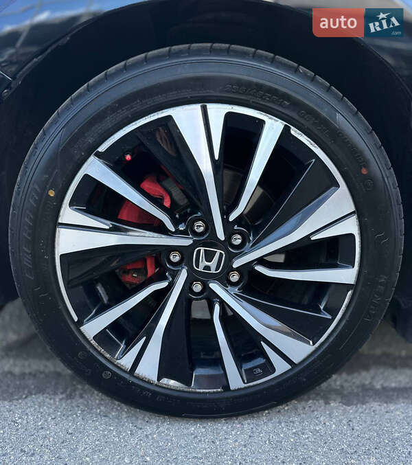 Купе Honda Accord 2016 в Днепре