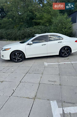 Седан Honda Accord 2010 в 