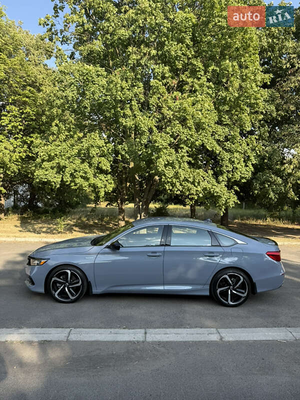 Седан Honda Accord 2022 в Одессе