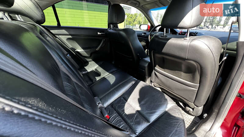 Седан Honda Accord 2006 в Киеве