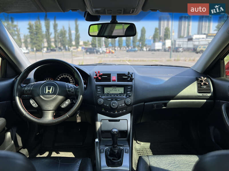 Седан Honda Accord 2006 в Киеве