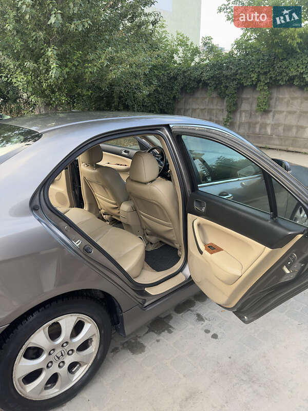 Седан Honda Accord 2007 в Львове
