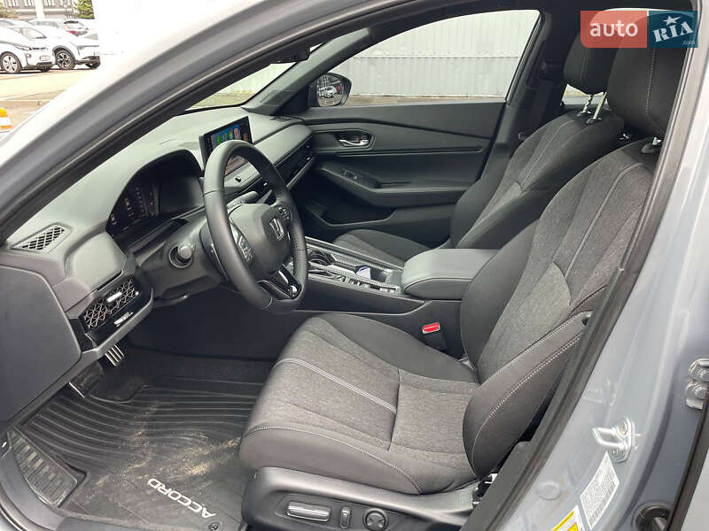 Седан Honda Accord 2023 в Києві