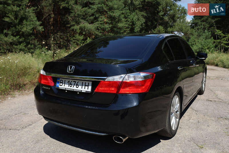 Седан Honda Accord 2014 в Кременчуге