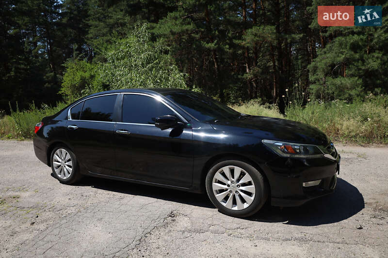 Седан Honda Accord 2014 в Кременчуге