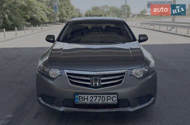 Седан Honda Accord 2012 в 