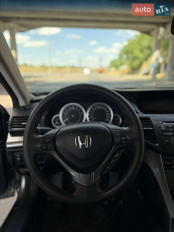 Седан Honda Accord 2012 в Одесі