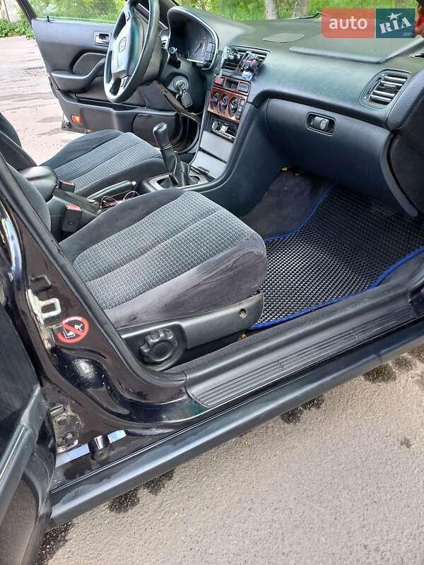 Седан Honda Accord 1998 в Чернигове