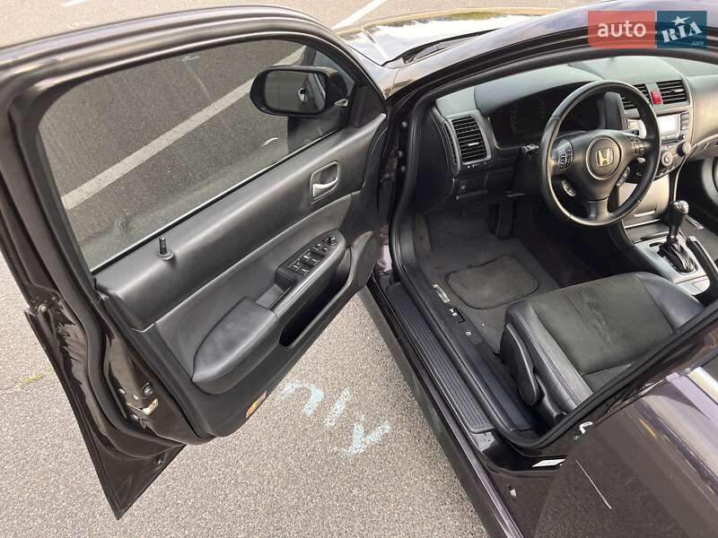 Седан Honda Accord 2006 в Киеве
