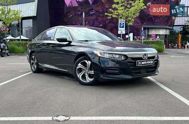 Седан Honda Accord 2018 в Киеве