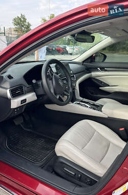 Седан Honda Accord 2022 в 