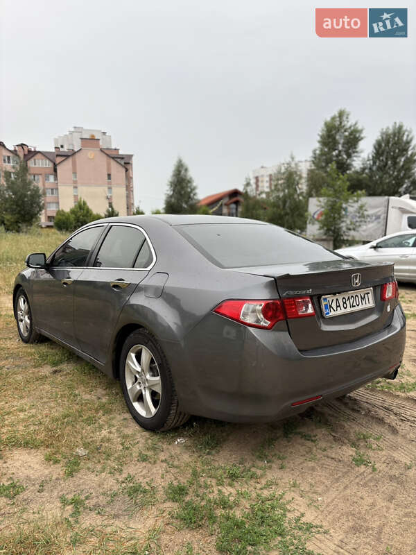 Седан Honda Accord 2008 в Києві